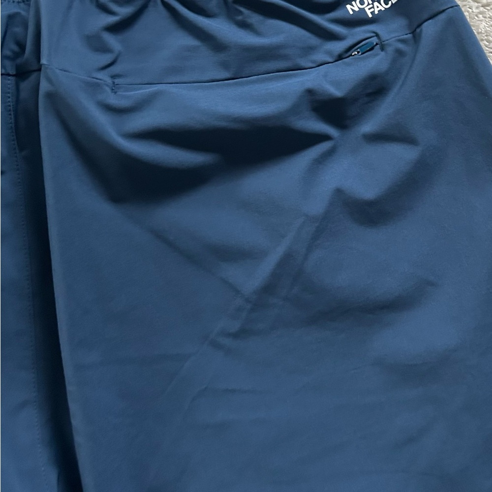 The North Face Lightweight Joggers Pants - Picture 5 of 6